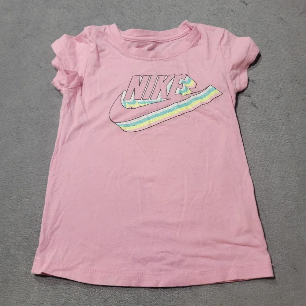 Nike T-Shirt Girls Pink Graphic Logo Glitter Swoosh‎ Activewear Sporty